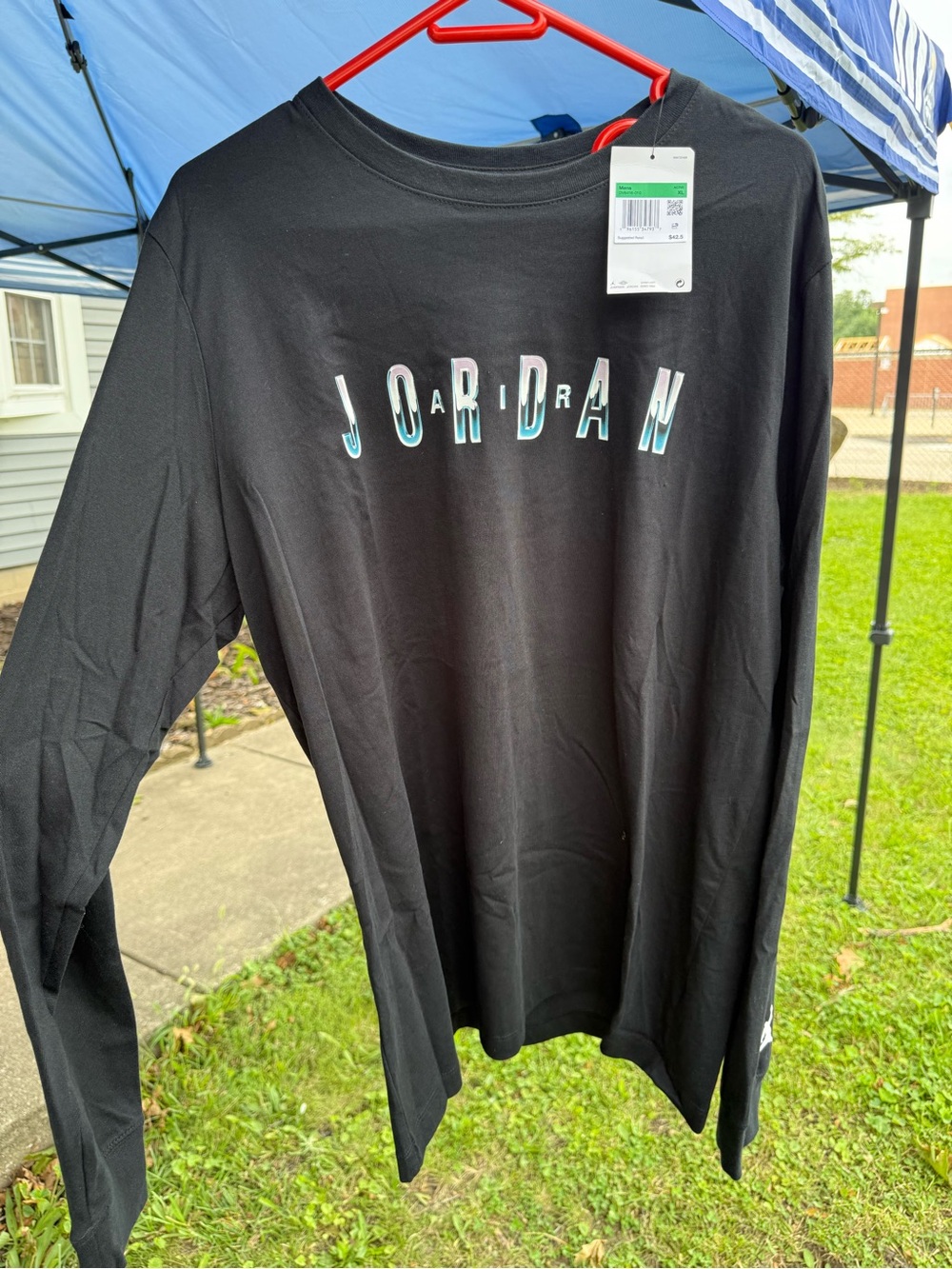 Jordan Men’s Black Long-Sleeve Tee with Teal-Trim Logo, XL